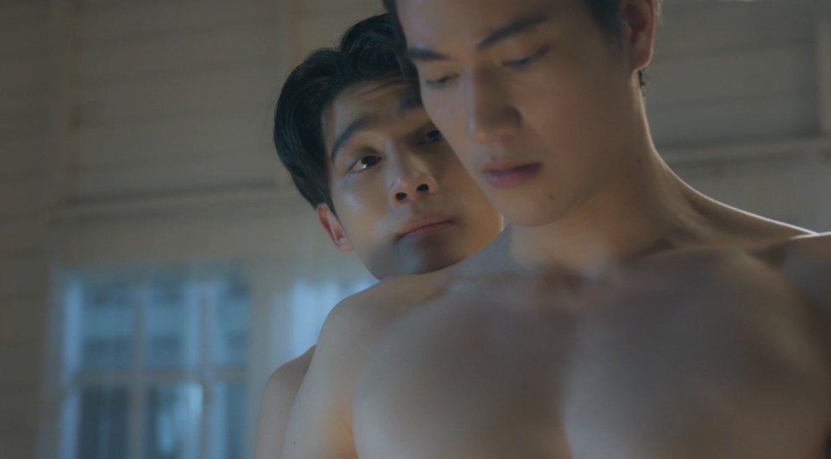 ArunRungTH's tweet photo. จุดอ่อน พ่อบิบี๋ไม่ให้คบกัน
จุดแข็ง บิบี๋รักมากหายใจเข้าออกเป็นเธอ จะหลับจะตื่นก็เป็นเธอ

THE EDGE OF HORIZON EP6

#อรุณรุ่งEP6 https://t.co/VFZs0iKyf3