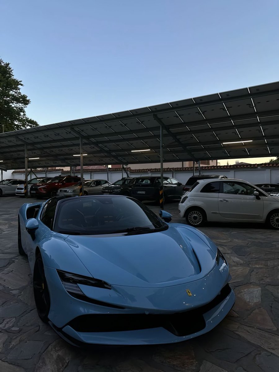 ZyroCar's tweet photo. Ferrari SF90 Spider https://t.co/dO7TLVNbWv