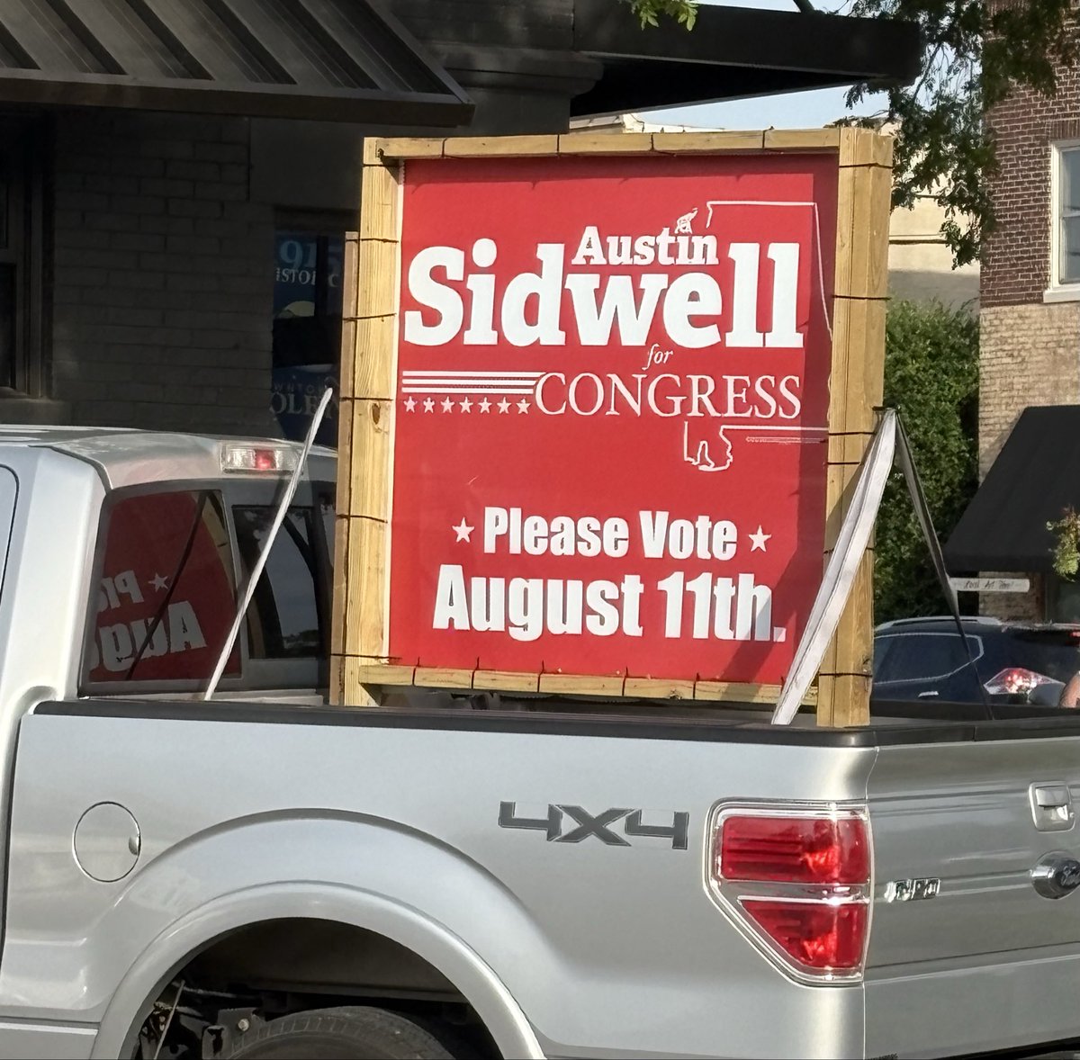 saved4evr's tweet photo. THIS RIGHT HERE!!! 👇🏻👇🏻👇🏻👇🏻👇🏻@JA_Sidwell VOTE PEOPLE FOR AUSTIN SIDWELL!!!!!! https://t.co/suAC6SX8z4
