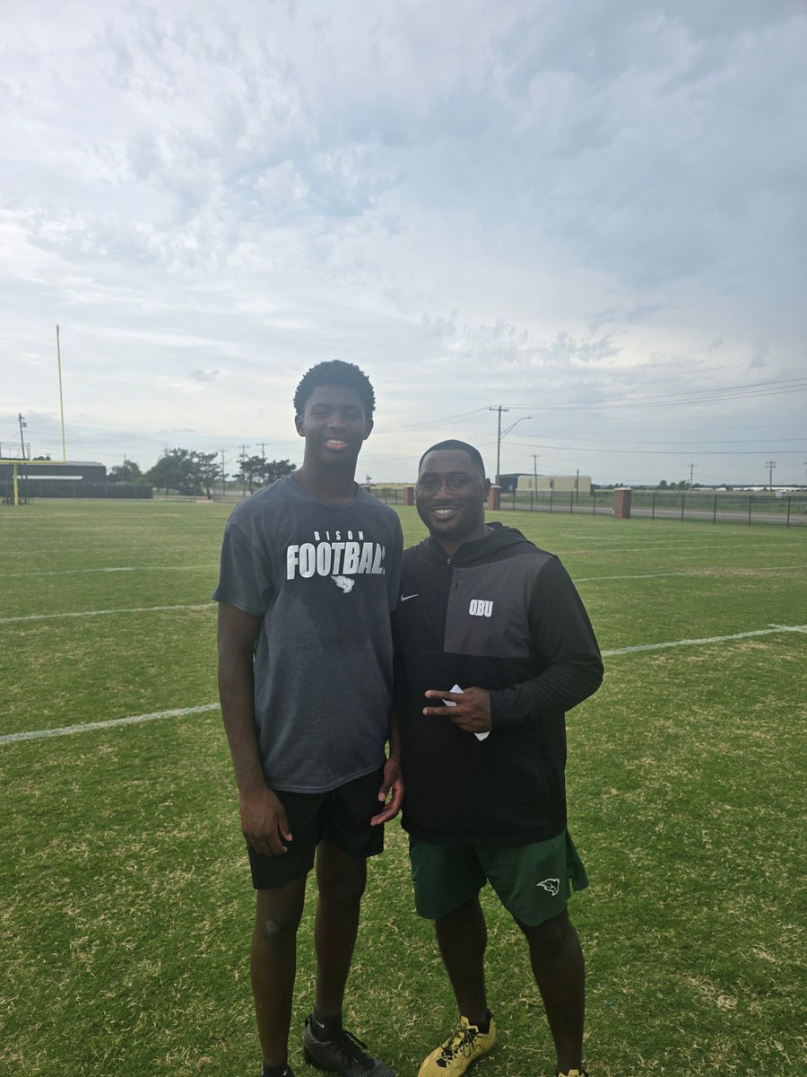 CJ_fields_'s tweet photo. Had a great time competing at @OBU_Football for my last camp of the summer. Thank you @Coach_Mashack for the invite. 
@Coach_Holton28 @alleneaglesfb @RecruitAllen @RecruitsCenTex https://t.co/EhdiiJ9kDj