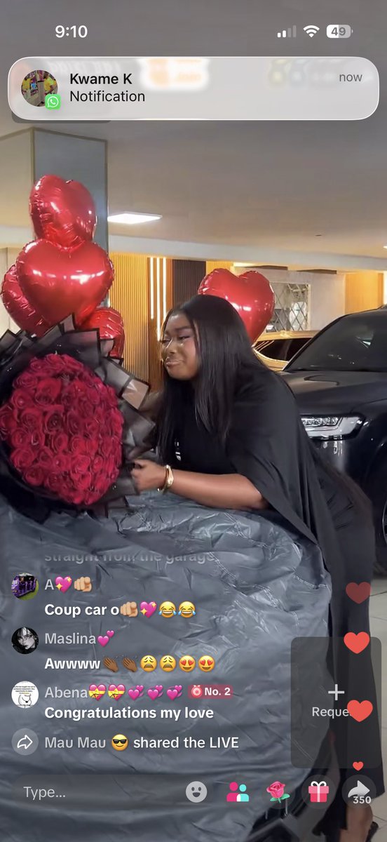 OppongRenelle's tweet photo. Scarlets, y’all did that! What a Beautiful surprise. 

PRISCARY GIFTING DAY 
SCARLETS CROWN PRISCARY
#PrincillaPriscary 
#ScarletsAdorePriscary https://t.co/tRMwvq3bfv