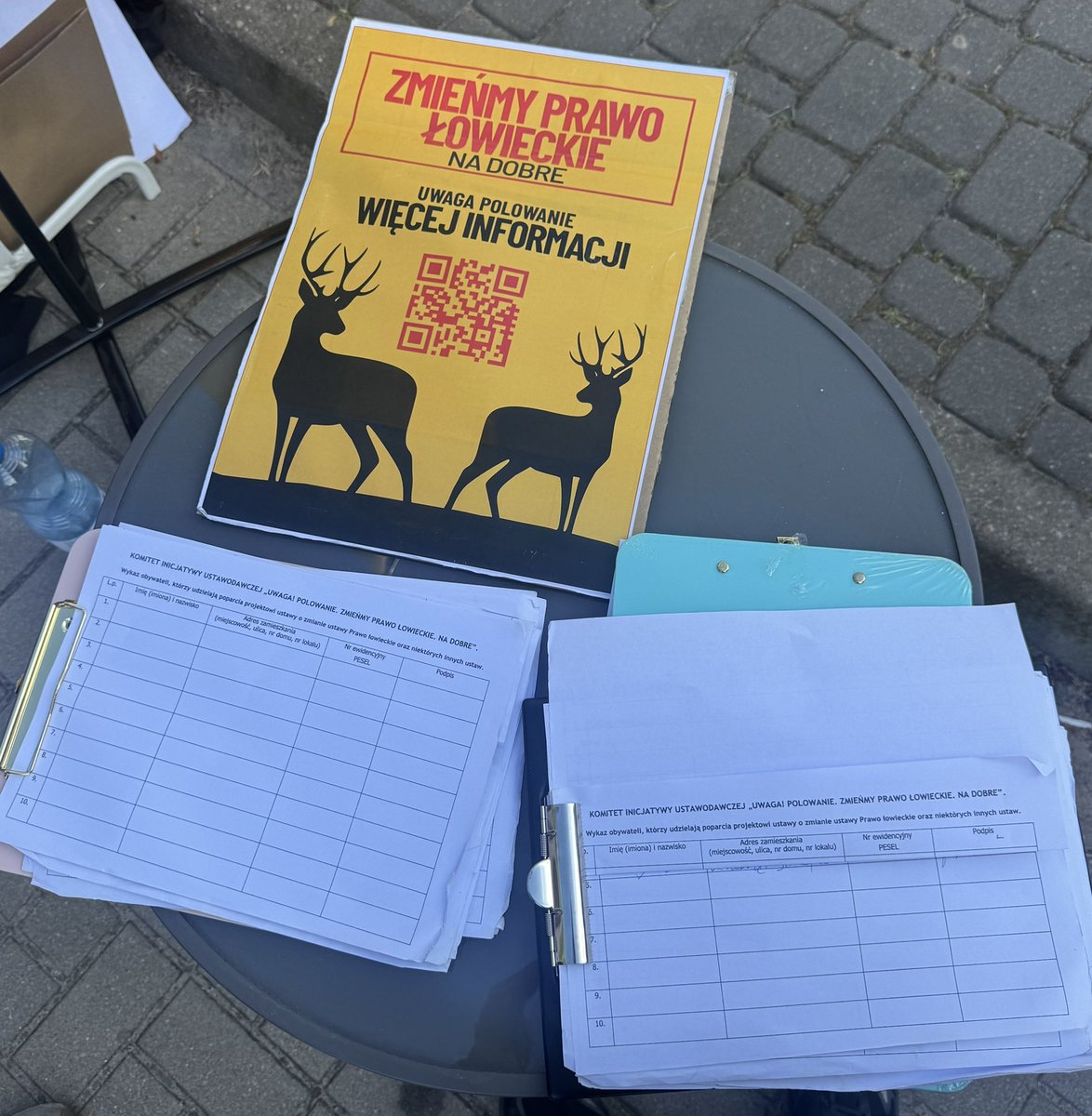 mateusz_rybak1's tweet photo. Zmieńmy prawo łowieckie!
Zostało niewiele czasu, a potrzebny jest tylko podpis.
Stop dla bezprawia myśliwych. 
Poślijcie to w świat. https://t.co/0oepbh2nJs