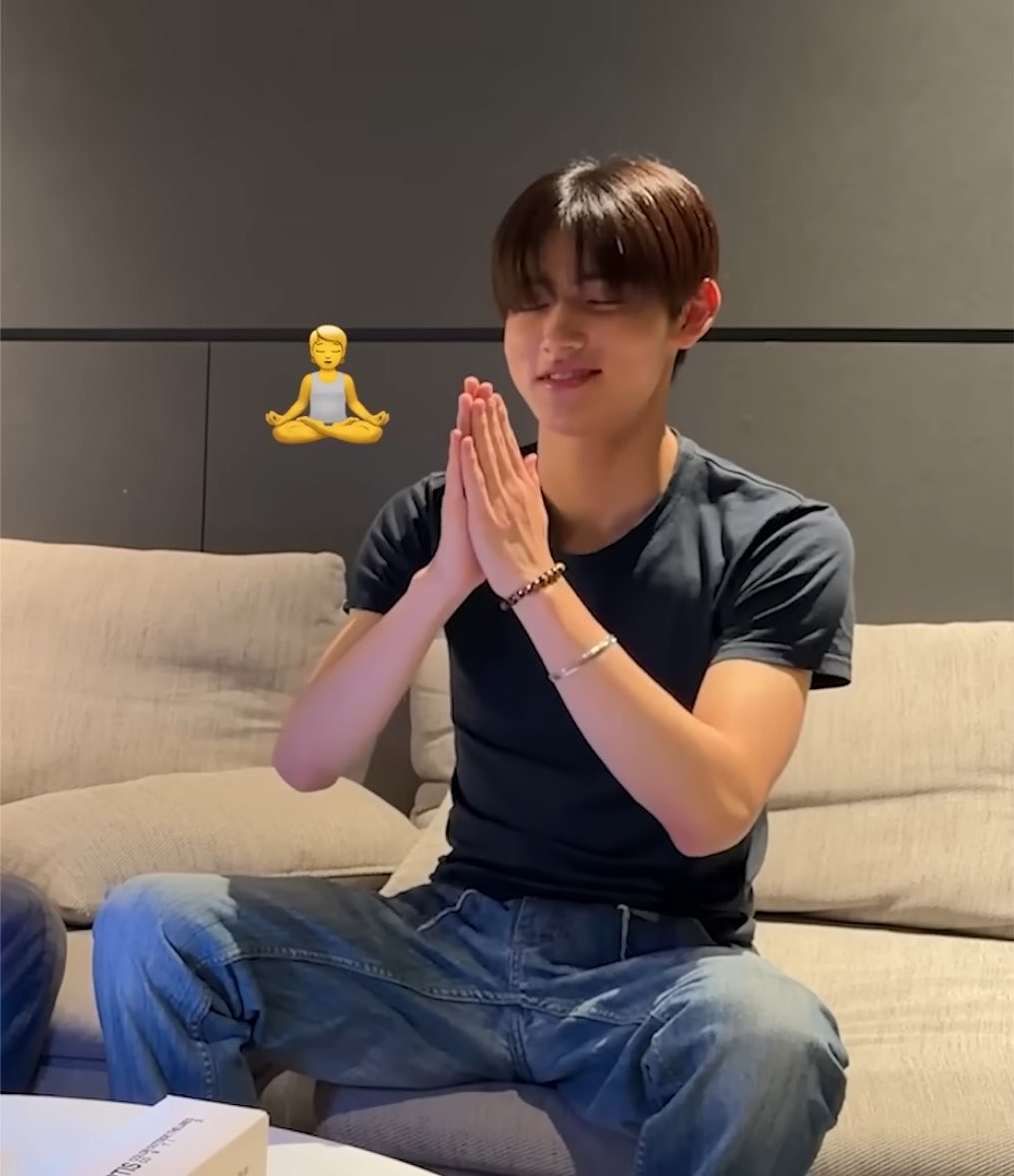 noohujluv's tweet photo. 제발내일사람많이없게해주세요저알바하다가기절할거같아요 https://t.co/zaEAuAP2m5