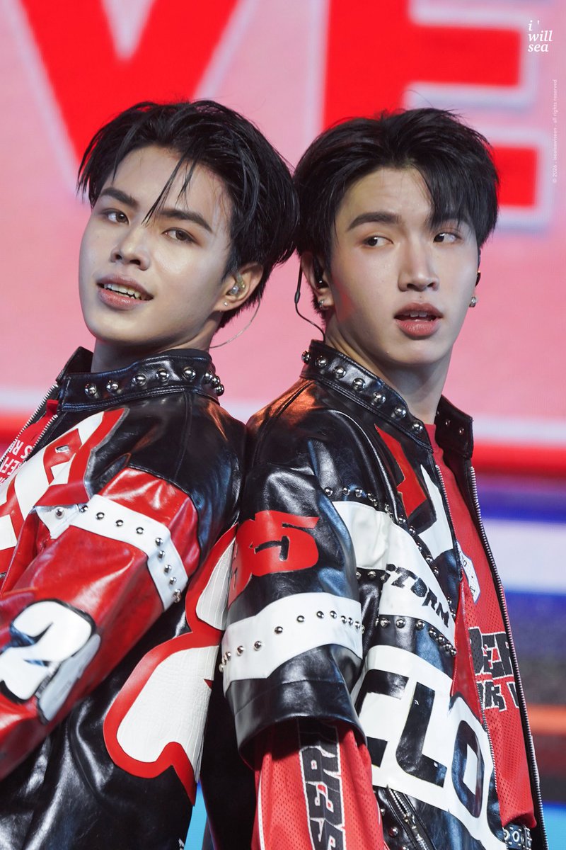 iseaisawiseen's tweet photo. — keen pao

CLOVER AT MONSTER FEST 26
#MonsterMusicFestival2026xCLO_VER
꒰ #Keenkeno #20aungpao #CLO_VER ꒱ https://t.co/68DH1km4eB