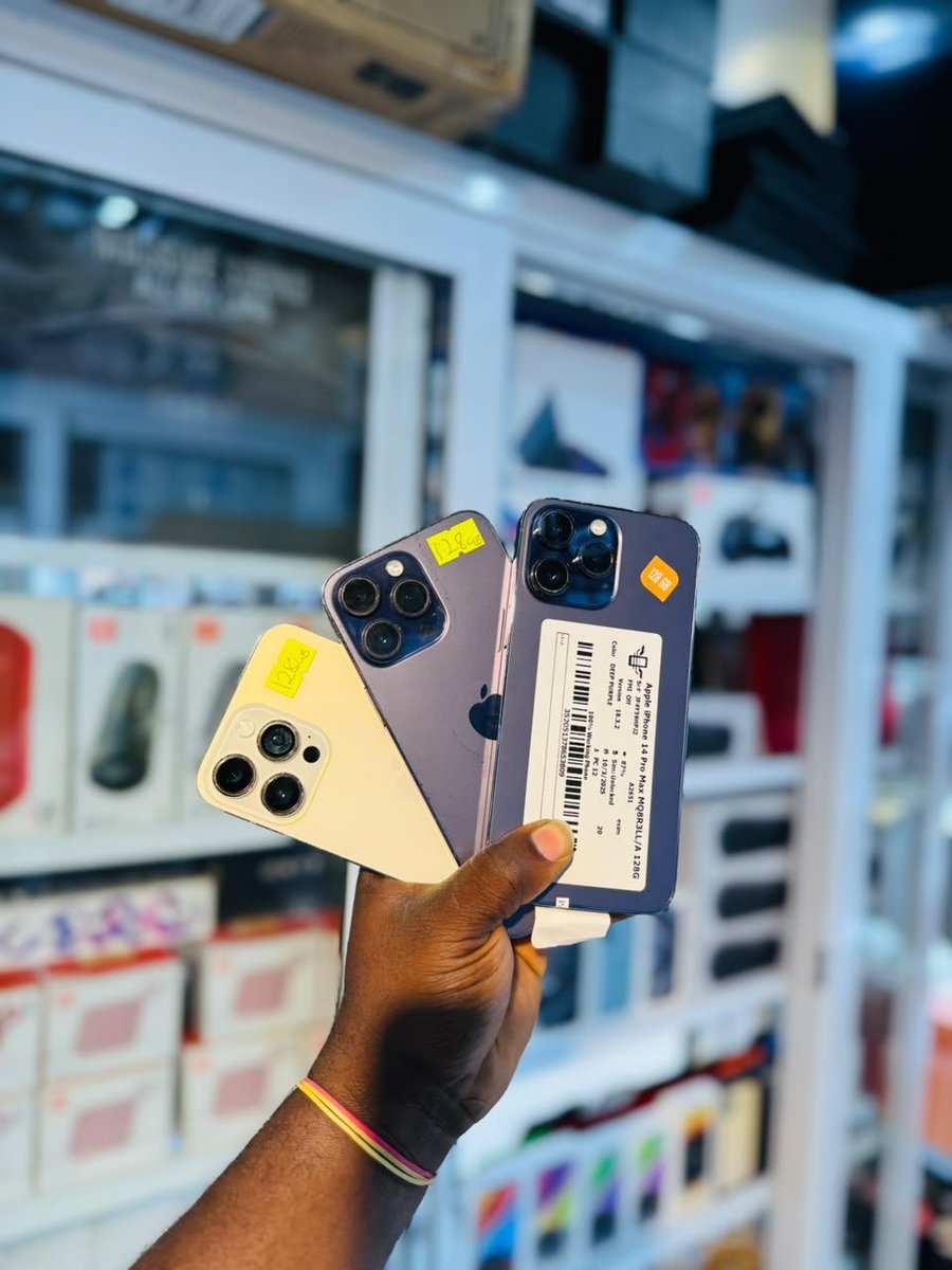 icloudpalace's tweet photo. iPhone 14 Pro Max, 128GB,  Physical sim unlocked available now!

Cool Price; ¢6,300

Swapping allowed ✅ 

Lifetime Warranty on all our devices. ✅ 

Kindly REPOST on your TL. 🙏🙏🙏 https://t.co/MKOTBeXiLL