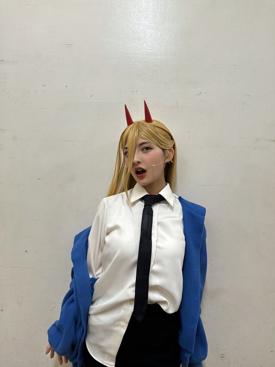 mahirucoda's tweet photo. 「チェンソーマン」ザ・ステージ レゼ篇
初日、昼、夜と2公演
ありがとうございました。

ついに始まった！そしてホーンとに楽しかった！
明日からもこれが続くのが幸せ。

さあさあ明日もお待ちしておりますね。🩸
パワ子はエゴサしてるぞ。呟いてくれ🐈
#チェンステ　#パワー https://t.co/b7XA6Z9H0j