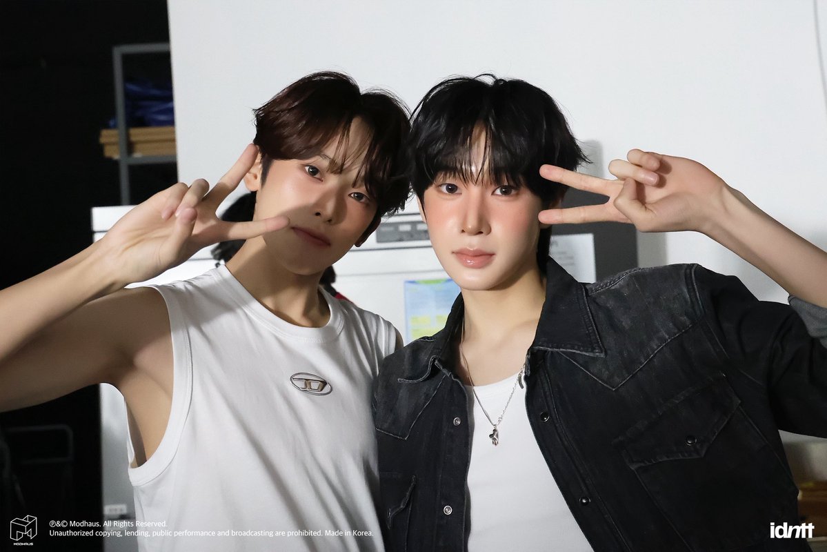 ddidu22's tweet photo. 뀽이랑 깽이랑 ♥︎♥︎ 

#idntt #아이덴티티 #양경호 #yanggyungho #itsnotover https://t.co/DnEdT2dcz6