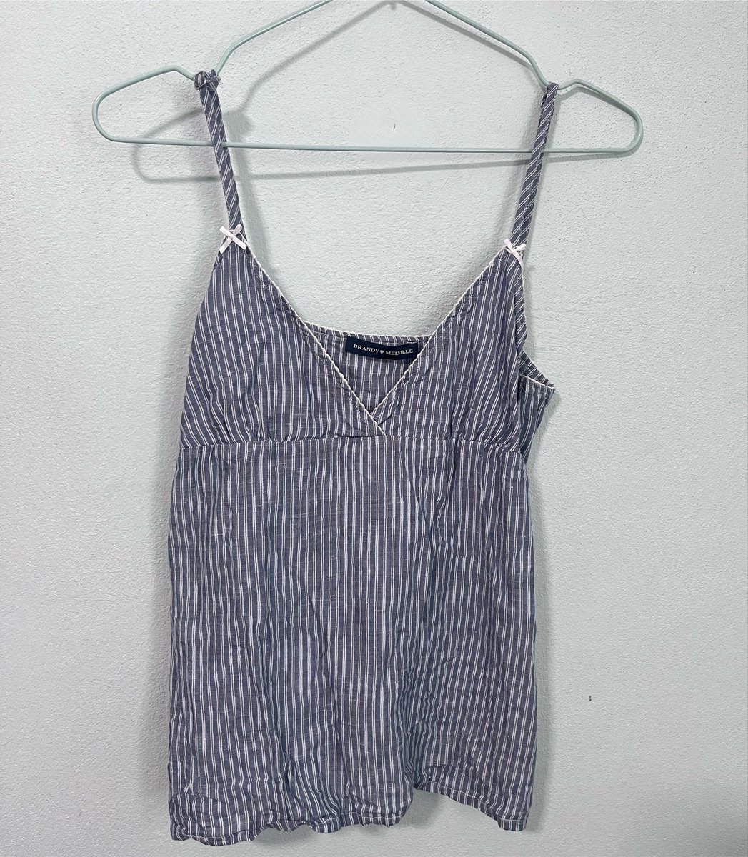 e_verythingb's tweet photo. Brandy Melville Edith tank 🪽

          one size ราคา 540  ฿ 

#ส่งต่อbrandy #brandymelvillethailand https://t.co/PFphPxg6SW