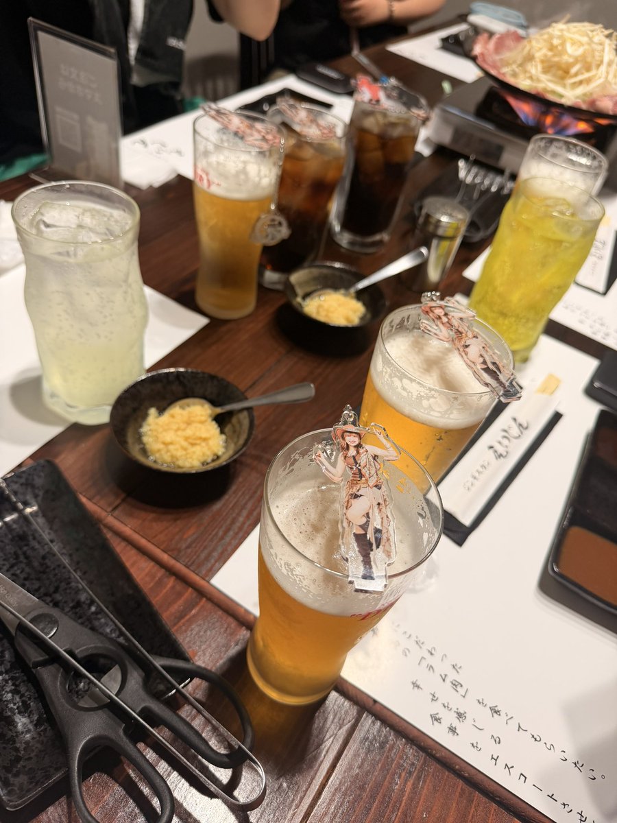 legomo14's tweet photo. 小樽打ち上げからの終電で札幌に飛び乗った！ww https://t.co/oTb0JS310C