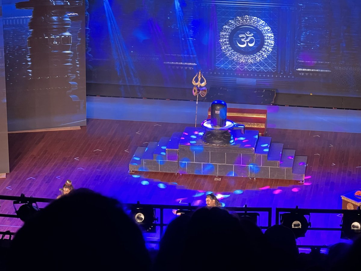 rickzyie's tweet photo. Watching @HumareRam at BR Ambedkar Bhavan, Bangalore : Can't see anything from Balcony seats!!!! Don't buy Balcony Seats!!! Waste of time and money to see from these seats!! https://t.co/CuLdriTLWu