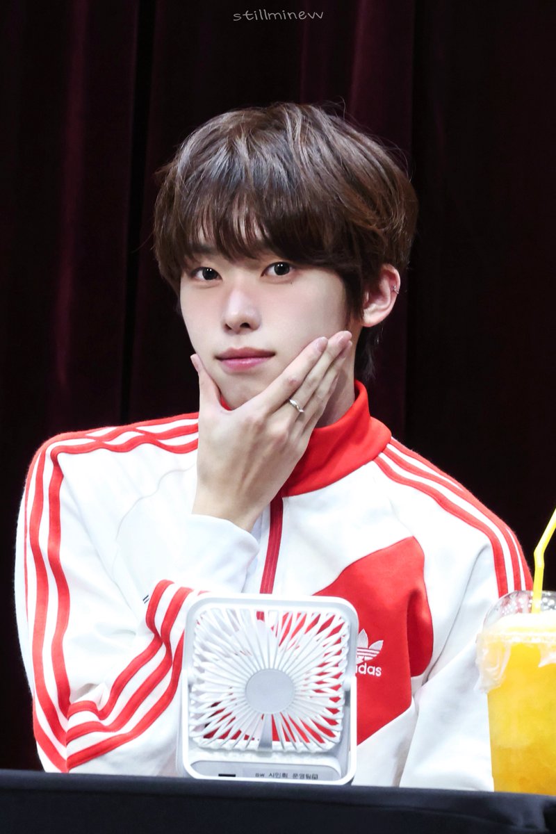 stillminevv's tweet photo. 260724
#idntt #아이덴티티 #양경호 #yanggyungho https://t.co/6fYs2zKv59