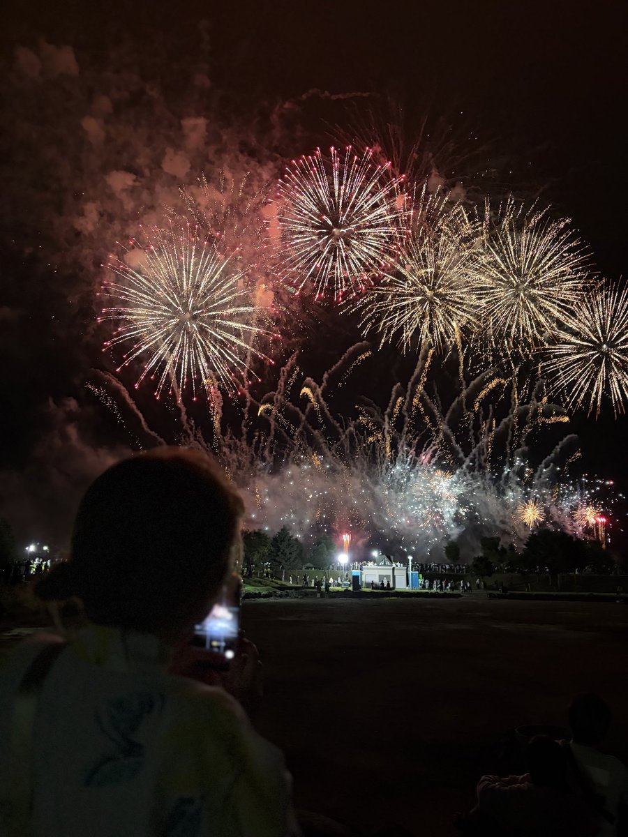 04__hrm's tweet photo. これたぶんベストショット🎆🎇
運転疲れた〜 https://t.co/1nb3IVH9SD