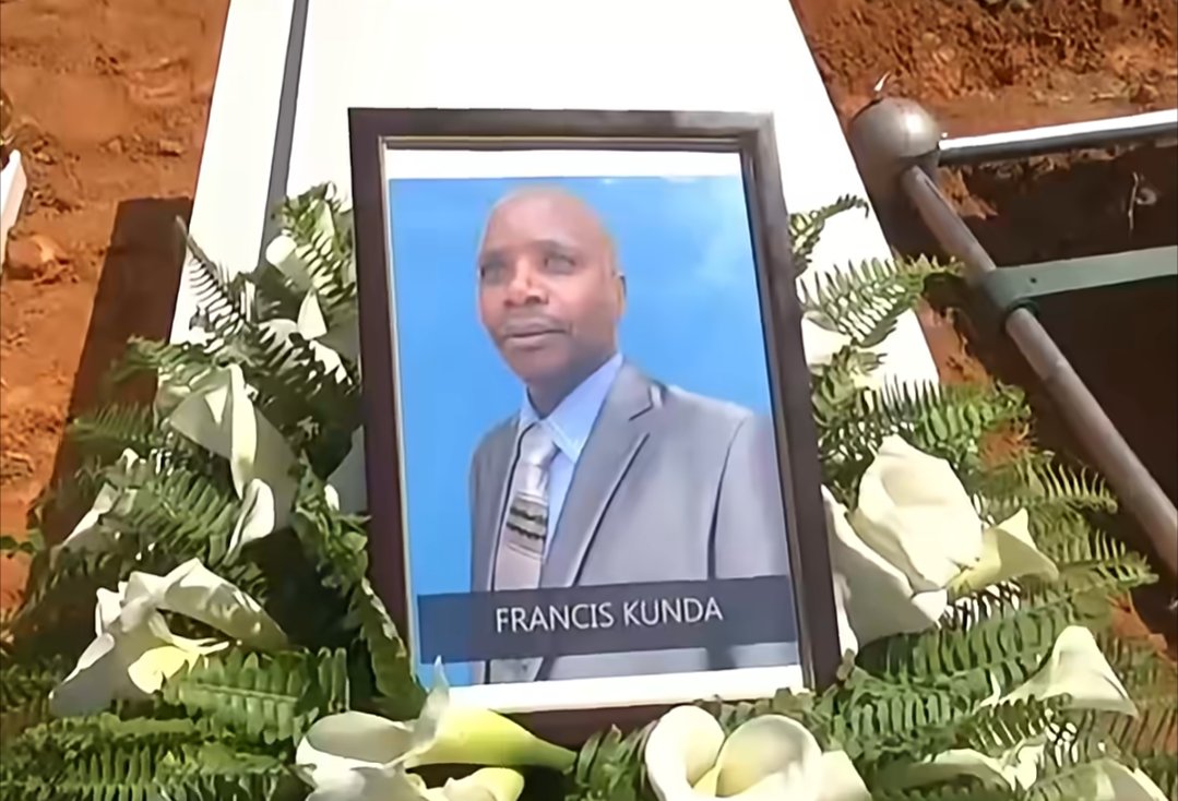 JWSakalajr's tweet photo. 2017: Two anti-robbery (C5) police officers, Sergeant Benard Chilubula &amp; Detective Sergeant Francis Kunda were shot dead by armed criminals during a shootout in Ndola, Zambia. The exchange also resulted in the deaths of two of the suspects &amp; left a civilian wounded. https://t.co/V6h7Z1LoXv