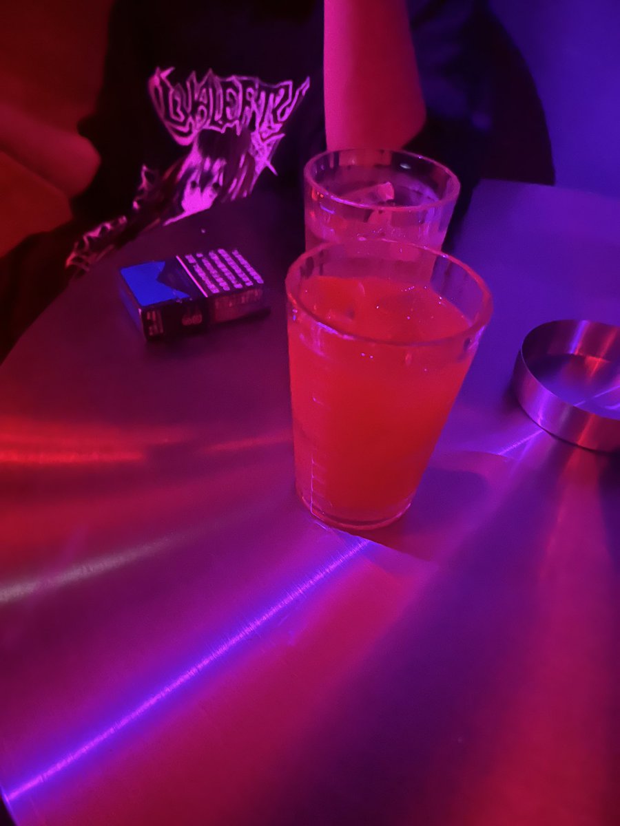 Rb23Raven_'s tweet photo. 飲みもす https://t.co/O5zH7xhjEx