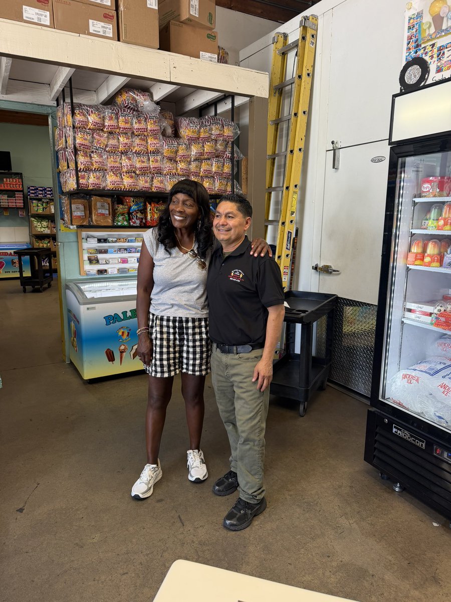 AcqieWarren's tweet photo. Great week in Fontana!
Honored to chair a golf tournament that raised funds for youth, sign Team Fontana’s nomination papers for November, welcome a new company bringing high-skilled jobs, and meet with leaders committed to improving our community.
#mayorwarren #Teamfontana2026 https://t.co/SoiAIQ6K9H