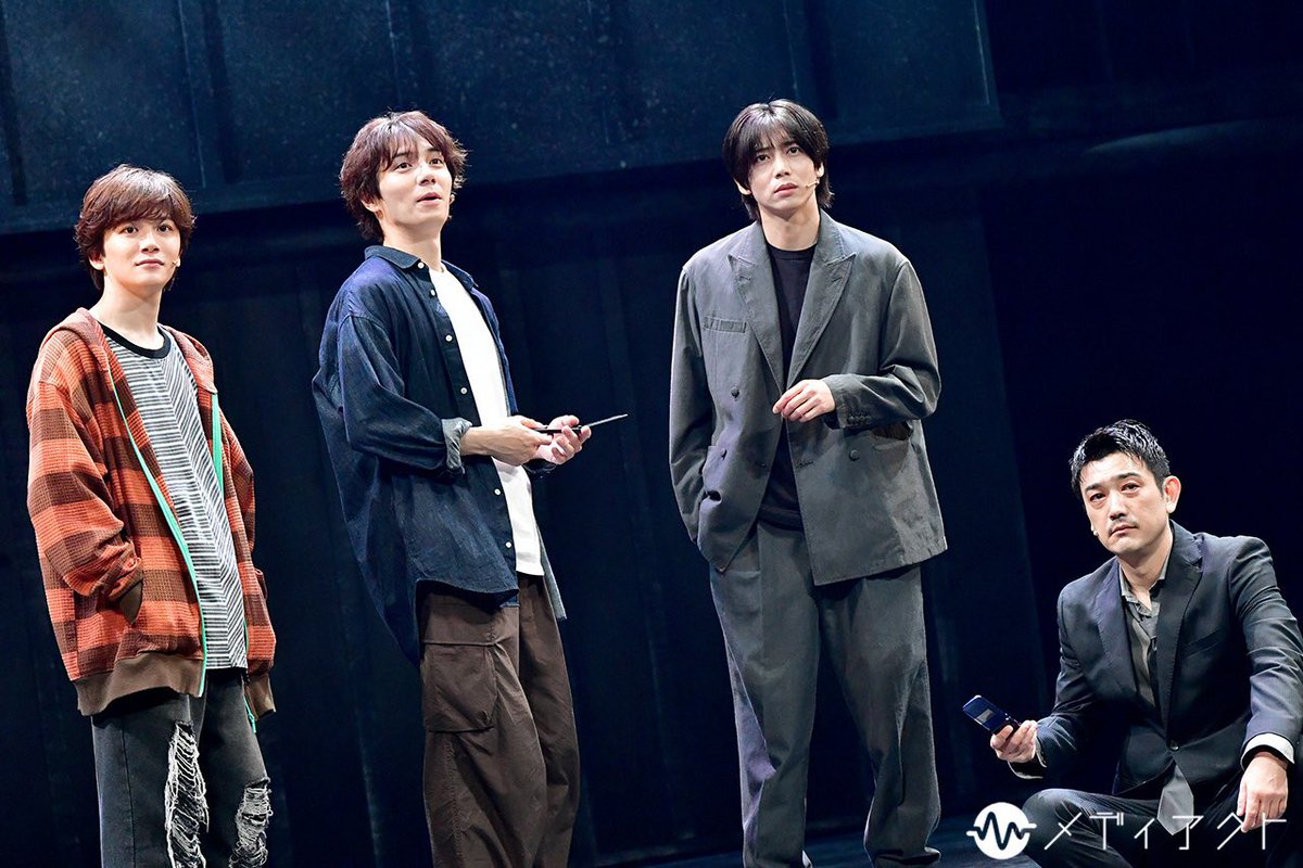 ki_hika's tweet photo. 舞台「gift」
ゲネプロ撮影をさせていただきました。

 #舞台gift https://t.co/9s6Kxzbebn