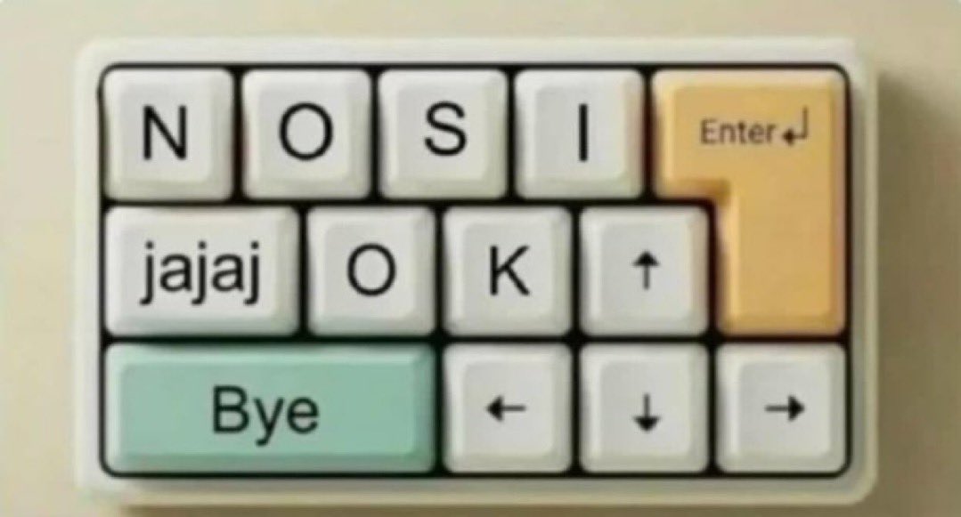 gabrrlgh's tweet photo. mi teclado cuando estoy enfadado https://t.co/qTyYoyqLAa