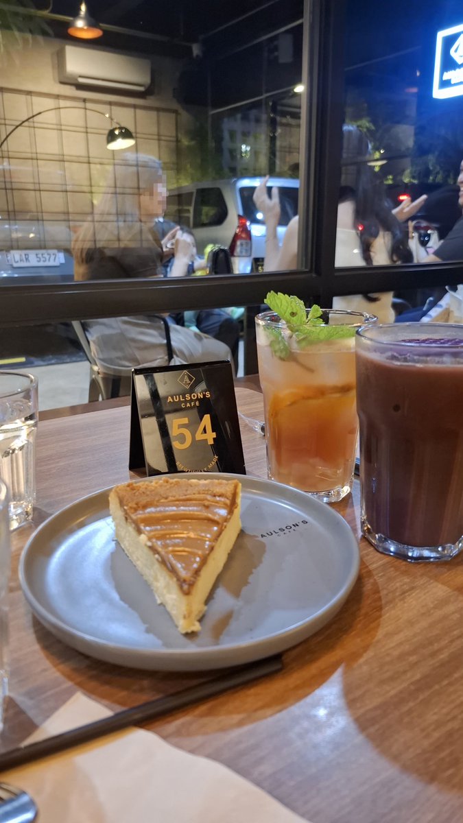 Aj_Davao_LowKey's tweet photo. 📍#Aulsons Cafe Juna
Wonderful night, wonderful date
🥰🫠🥰 https://t.co/9j5ZNd6pgC