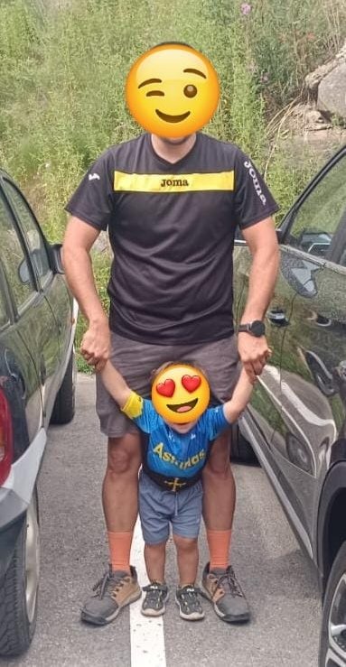 llasanbe's tweet photo. ASTURIAS  a 1 km de   #ALPEDHUEZ #TourRTVE25j  #TOURDEFRANCE #ciclismo #Asturias https://t.co/h2yVQg81V9