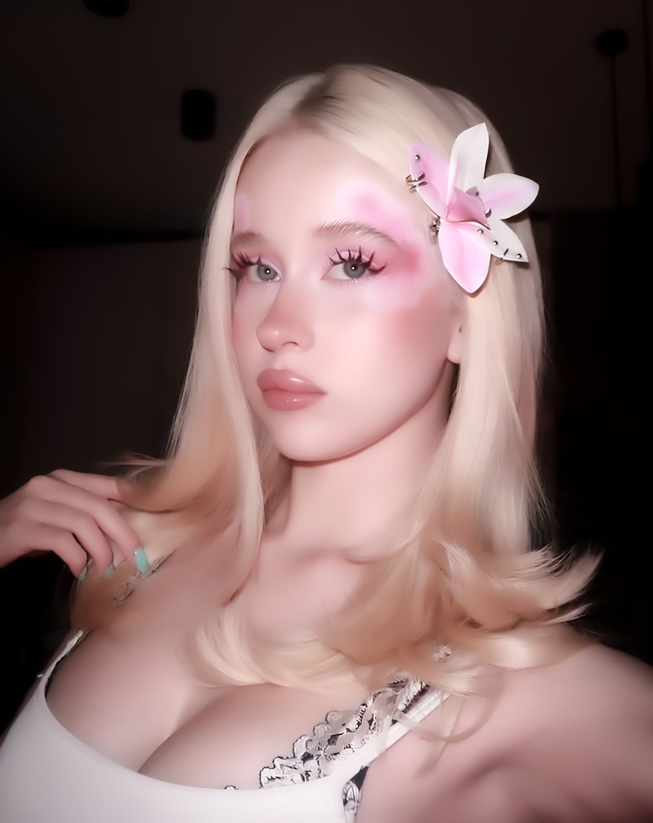 ℳabelle 𝒱. ℬlanchett tweet media