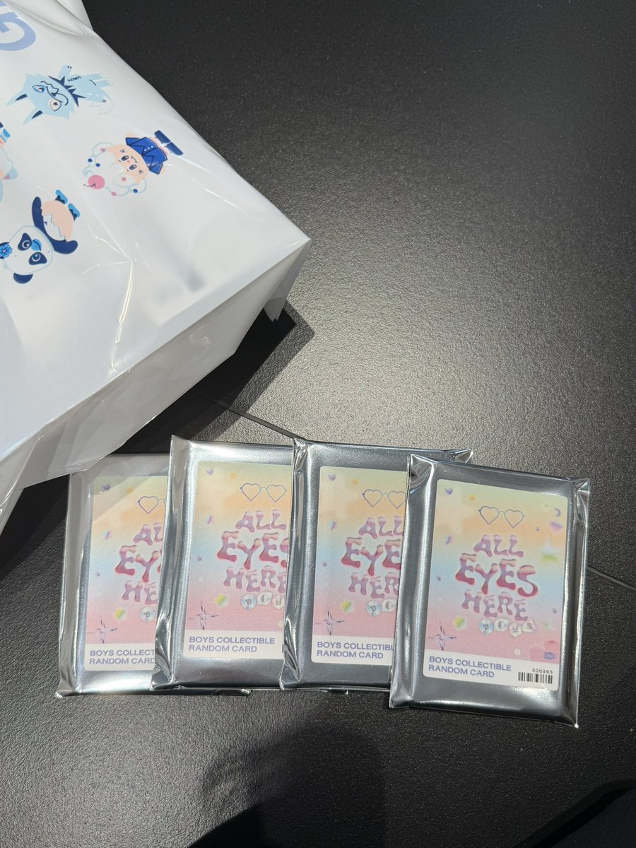 howelenaa's tweet photo. 350B per each (not check) #งานมหกรรมนิยายนานาชาติ2026xGMMTV https://t.co/wacH2v34bl