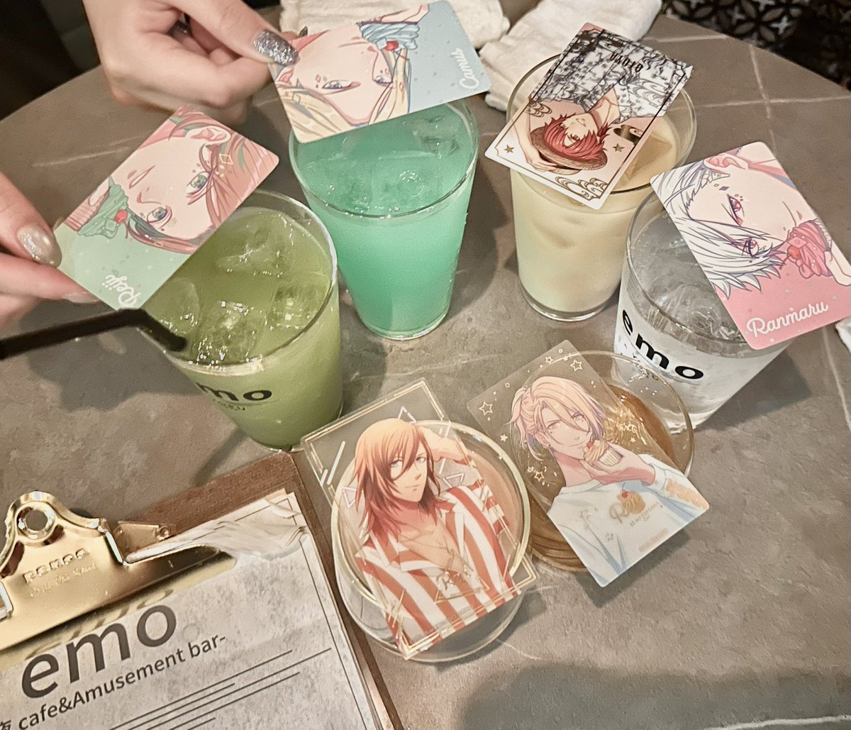 manta813's tweet photo. だいすきレディたちとゆかいな集いしてきたよん https://t.co/wJyx95gOLx