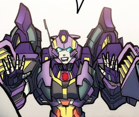 AlteredTwix's tweet photo. @ILMFlinkenstein I would says it good first idw original deluxe mold from studio series isn’t as rough those wfc ones and only thing really throwing off proportions is how they did backpack &amp; chest everything else is close to her idw look alt mode spot on though https://t.co/JsVSmvYsLm
