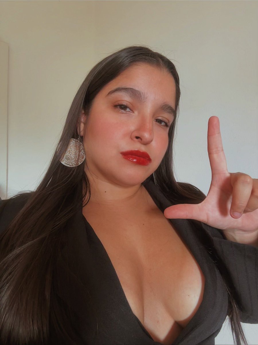 Onlyfanss__RT's tweet photo. 💕 #ONLYFANS  #FINDOM #NSFW #FANSLY #FEET
👑Twitter:👉 @Musabrunette

💕CLICK TO SUBSCRIBE :👉
https://t.co/xEkbjzxOor

LIKE, RT &amp; DROP YOUR PICTURES💕 https://t.co/OBEFzZxhTC