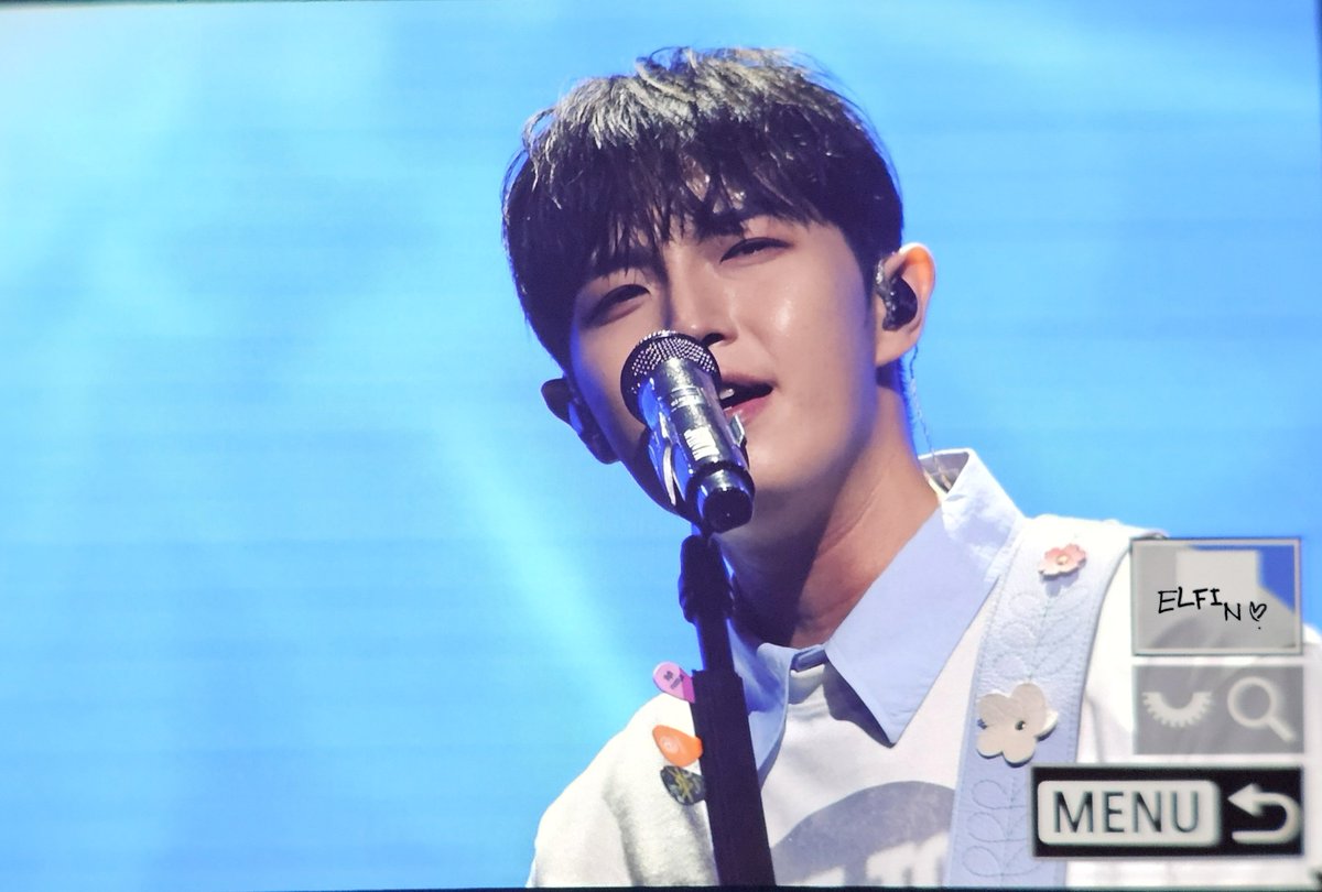 ELFIN_527's tweet photo. 260725 스테이지네임 푸리뷰 02.
#김재환 #KIMJAEHWAN #스테이지네임 https://t.co/MgiC74yOii