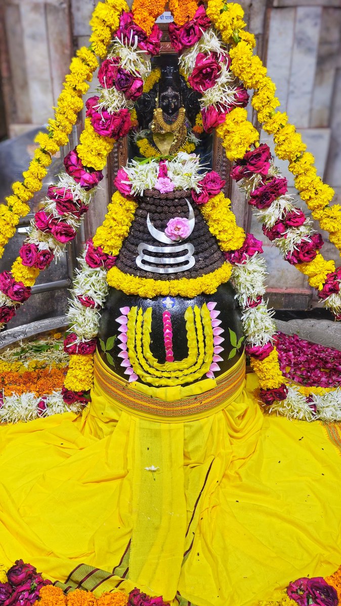 Somnath_Temple's tweet photo. श्री अहल्याबाई मंदिर, प्रभासक्षेत्र - गुजरात (सौराष्ट्र)
दिनांक: 25 जुलाई 2026,  आषाढ शुक्ल एकादशी - शनिवार
072610182
#somnath #mahadev #shivji
#bhakti #somnathlivedarshan #somnathtemple #JaiSomnath
#SomnathSwabhimaanParv

Whatsapp Channel Daily Darshan https://t.co/WZA8ONzoMZ https://t.co/VQOfv0QDJq