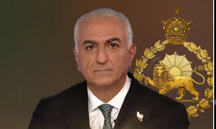 PahlaviahoraeeP's tweet photo. Long Lives The SHAH of IRAN His Imperial Majesty Reza Shah The Second #KingRezaPahlavi 👑 https://t.co/k2YDi0UCGT