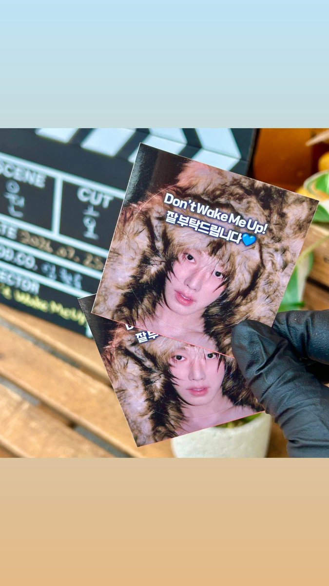 WONHO_GLOBAL's tweet photo. [INSTAGRAM]

26.07.25

@/iwonhoyou stories

🐰: Preparing something like this to boost Wonho's morale, and so WENEEs could have patbingsu (Korean red bean shaved ice) because it's hot...
Stylist Seo Ga-young
you truly are... 💙💙💙💙

[T/N: Today's food truck at Music Core Pre-recording was sent by Wonho's Stylist Seo GaYoung 🥹 ]

🔗https://t.co/n3lifRgxwm

#원호 #WONHO #ウォノ 
#CORE #DontWakeMeUp 
@official__wonho @official_WH_jp