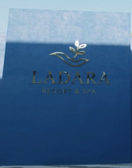 Waratin2115's tweet photo. “ARADA”,  the name P’Nam created by combining her name and Lada together. The name is meant to be used for their future daughter and P’Nam used the name in their new resort as well. Really love her wife named the new resort after Lada and have their future daughter name there too 😌😌😌 

// is that a tulip 🌷 flower design too :) 

THE FIRE HIDDEN JEALOUSY
#โซ่รักอัคนีตอนที่3