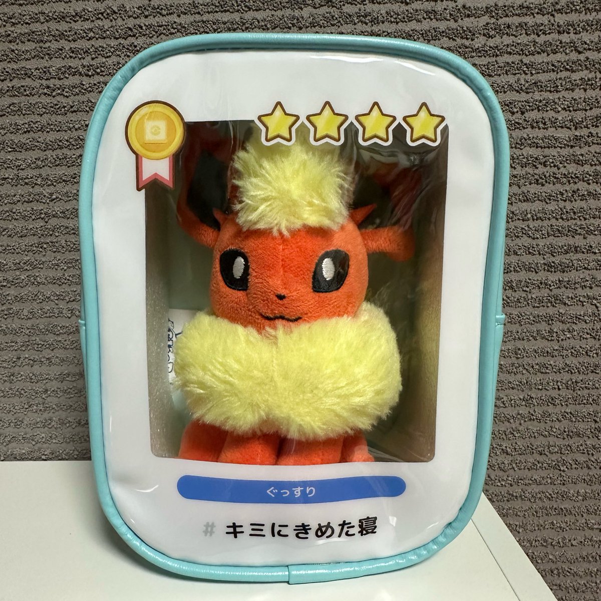 busters916_3's tweet photo. ポケモンfitを入れるのはもちろんかわいいんだけど、カラビナ付きマスコットを2つ入れるのも最高にかわいい…🩷🧡💛💙
#ポケスリ3周年をみんなで https://t.co/3wM7KVMOiy