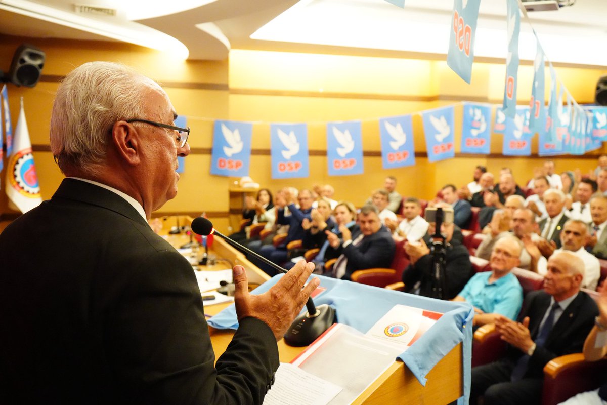 OnderAksakal's tweet photo. Tekirdağ İl Kongremizi birlik ve beraberlik içerisinde gerçekleştirdik. Kongremizde Tekirdağ İl Başkanı seçilen Sayın Seçkin Yunusoğlu’nu ve birlikte yönetimlere seçilen tüm arkadaşlarımızı tebrik ediyor, görevlerinde üstün başarılar diliyorum. https://t.co/nIetKMpsmA