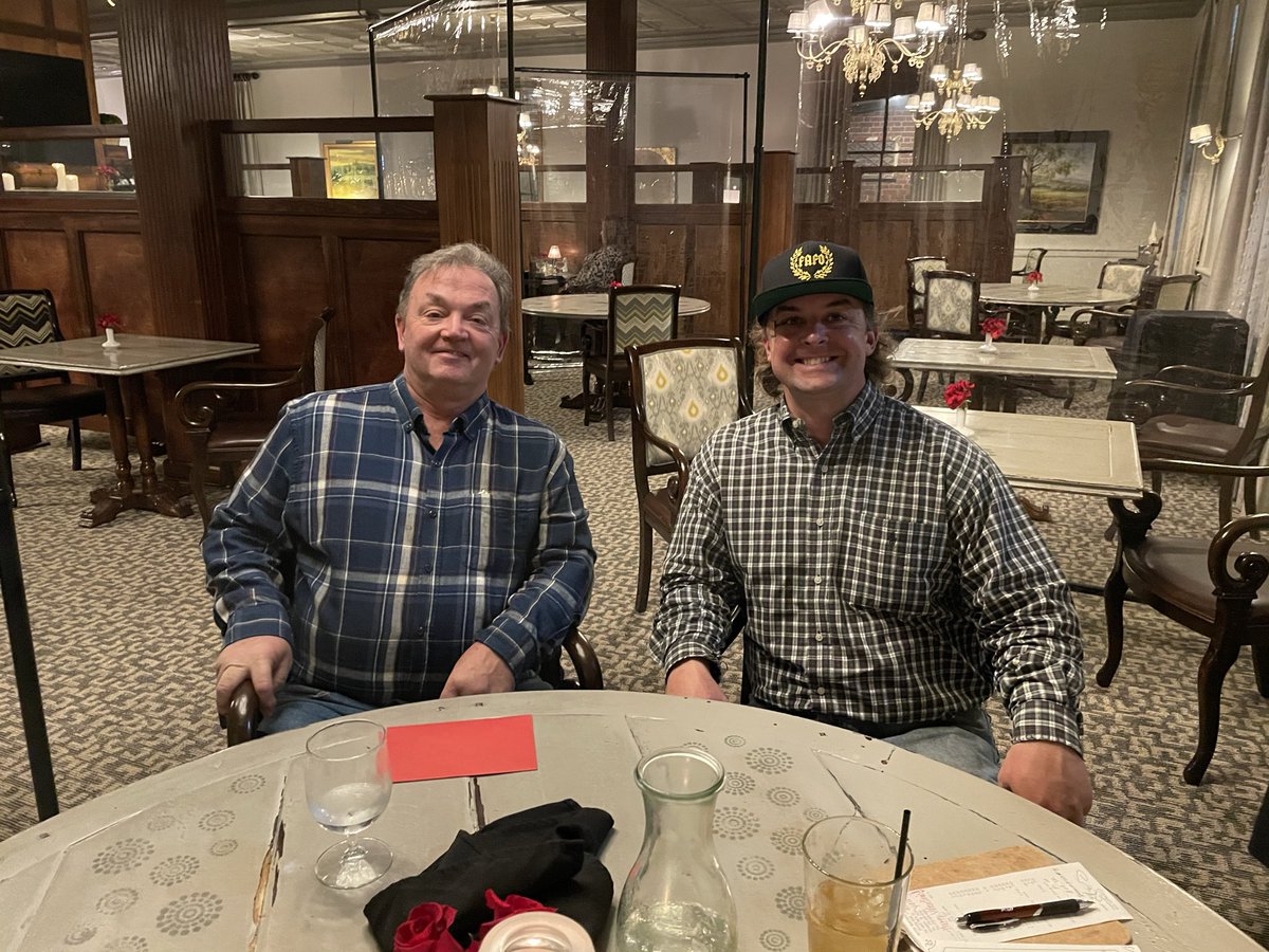JMCCROSK's tweet photo. @NobleOne Me and Dad!  👌🏼🇺🇸 https://t.co/UpKEdYZnta