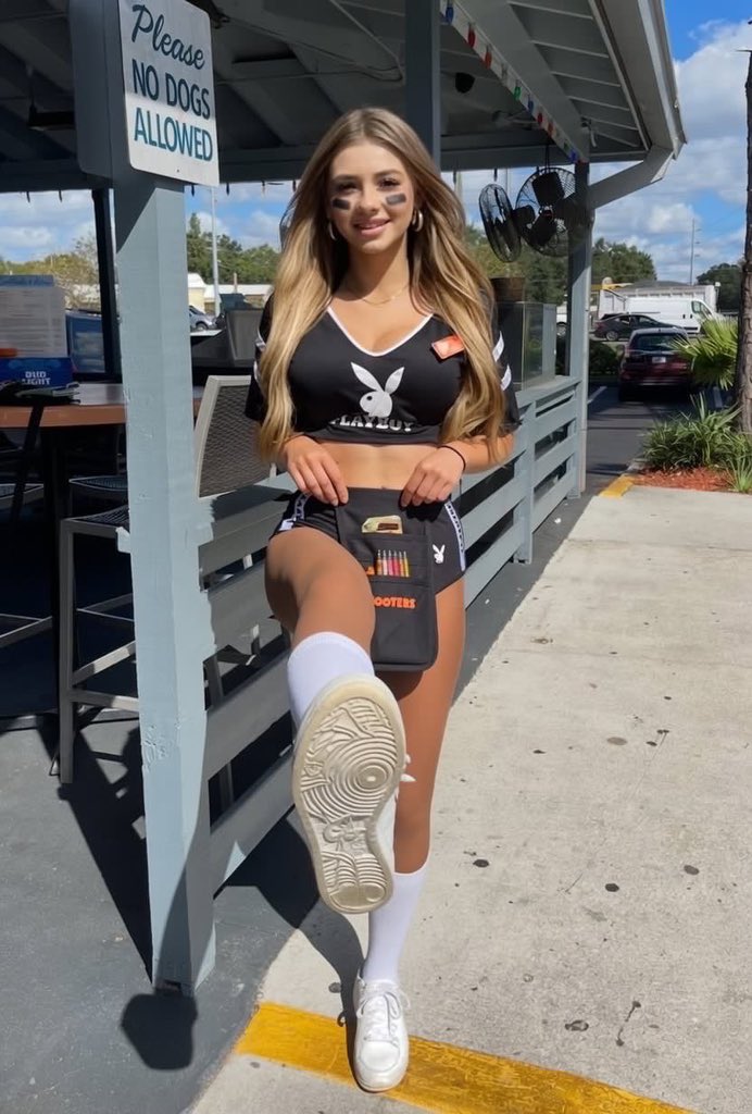 Goddess Alyson 😴👑💸🔥 tweet media
