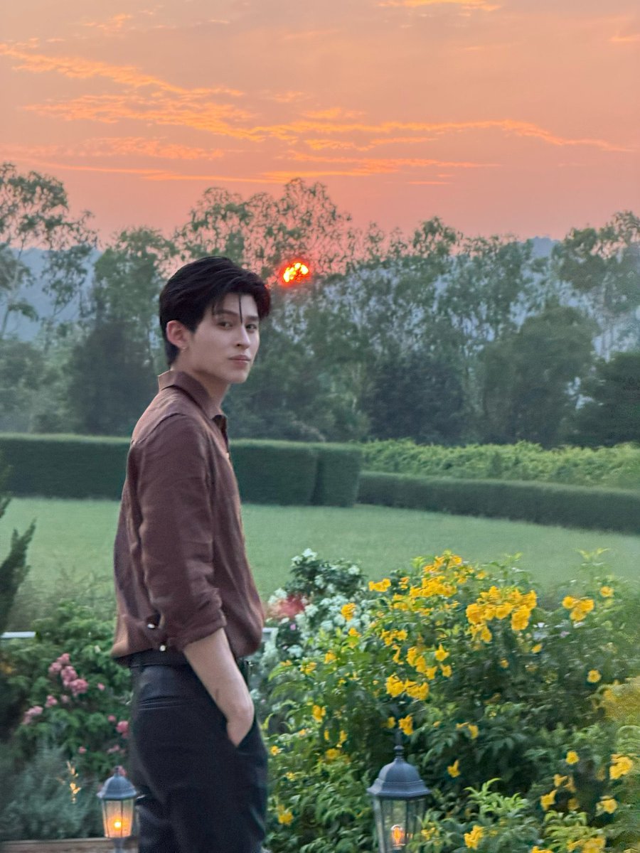 chasingpm's tweet photo. ถ่ายให้กันชัวร์ 100% ไม่ฟังความเห็นต่าง🫪 https://t.co/fS4UVv7cvd