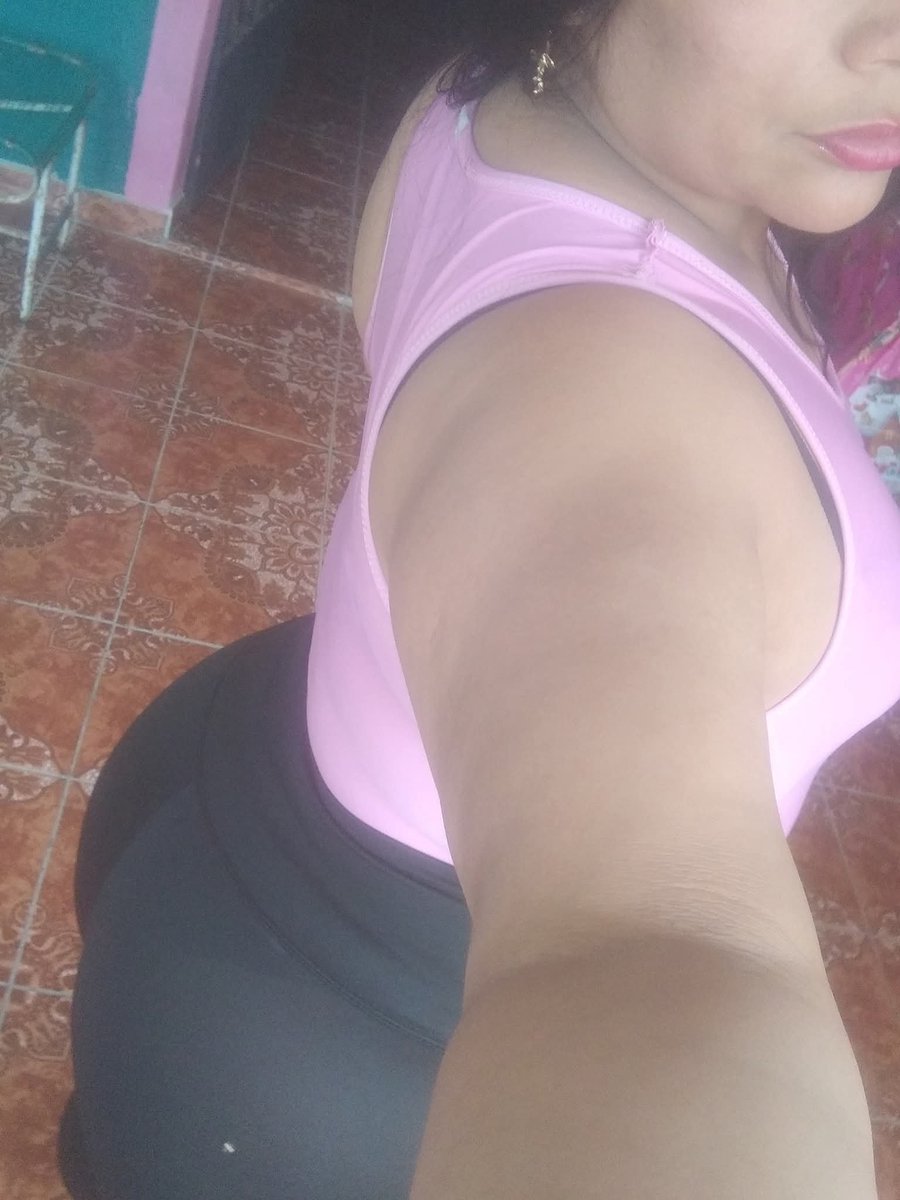 dianapache12's tweet photo. Tengo ganas 🔥🔥
#ViernesCogelón #EsposaPutísima #casada #putiesposá #esposaputitaenlencería https://t.co/snTjt70nI2