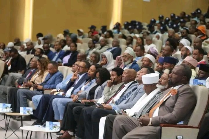 AMECOONLINE's tweet photo. Environmental Protection Is a Top Government Priority

https://t.co/BkmeEkplxi

#AMECO #EnvironmentEthiopia
#Follow#Ameco#English https://t.co/2cu8LUGe9Z