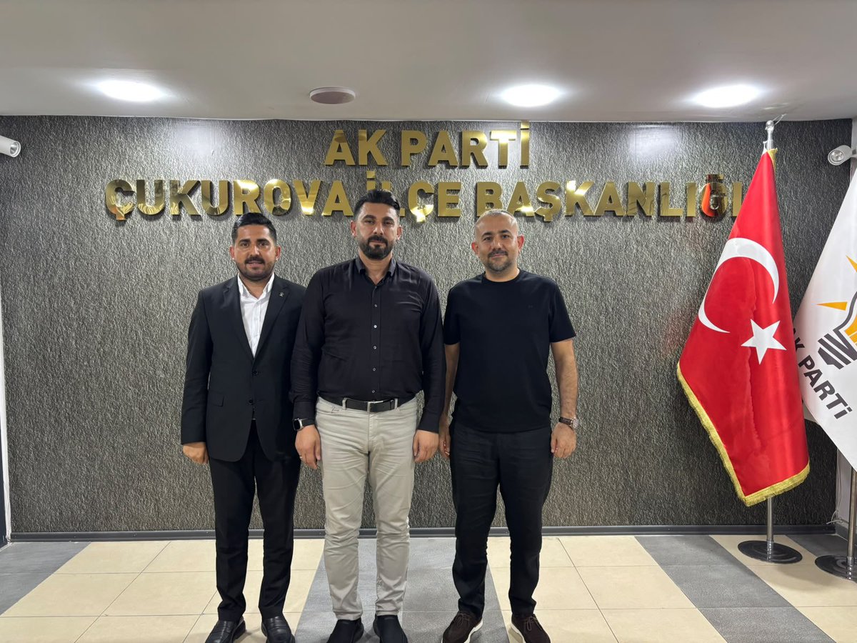 akincemal's tweet photo. “AK Parti teşkilatları, gönüllerin buluştuğu, muhabbetin ve kardeşliğin güçlendiği adres olmaya devam ediyor.”

İlçe Başkanlığımızda ziyaretimize gelen kıymetli hemşehrimiz Bahattin Yaşar’ı misafir etmekten memnuniyet duyduk.

Gerçekleştirdiğimiz samimi sohbet ve hoş muhabbet dolayısıyla kendisine teşekkür ediyorum. 

Rabbim birlik ve beraberliğimizi daim eylesin.

@omerrcelik @abuyukgumus @avmustafaozkan @KaramikSunay @abdullahdogru01 @farukaytek