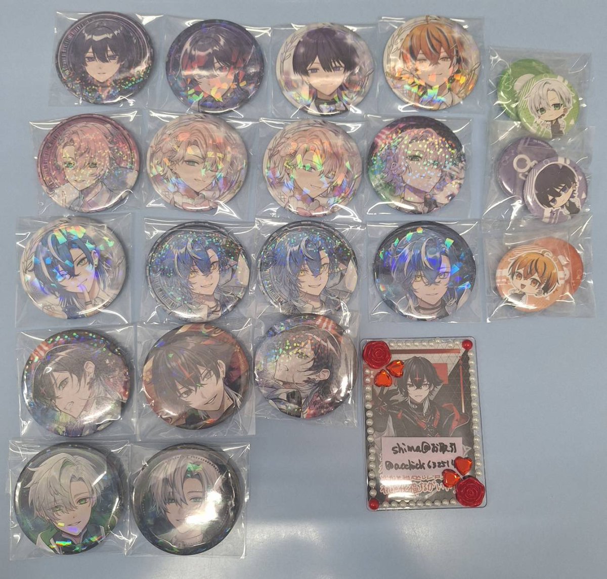 acchicchi632514's tweet photo. 求）画像１枚目、２枚目
譲）画像３枚目以降

郵送、または🎲大阪 LIVE(8/15、16)手渡し

#クロノヴァグッズ交換
#クロノヴァグッズ買取
#いれいすグッズ交換 https://t.co/ViikacYAAK