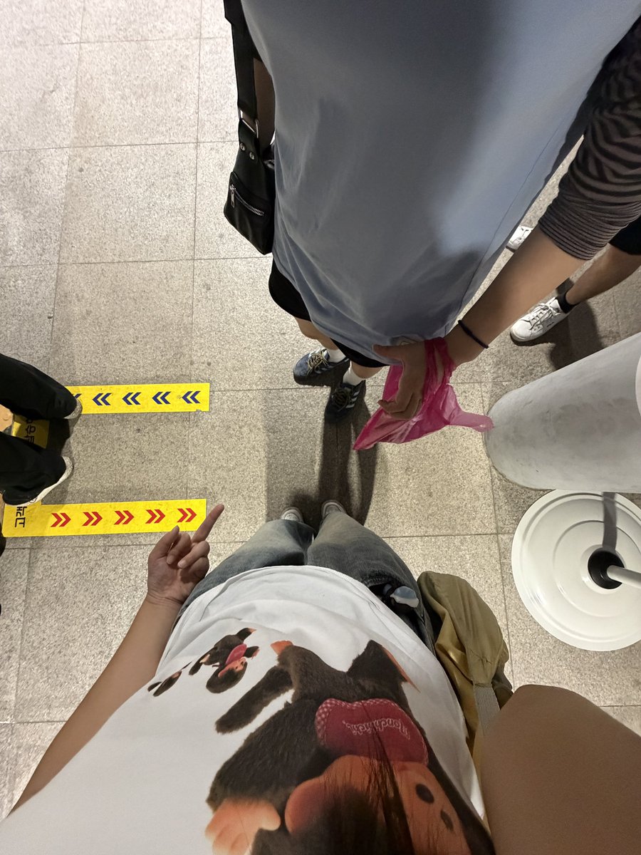 ㄱㄸㅇ(백사헌) tweet media