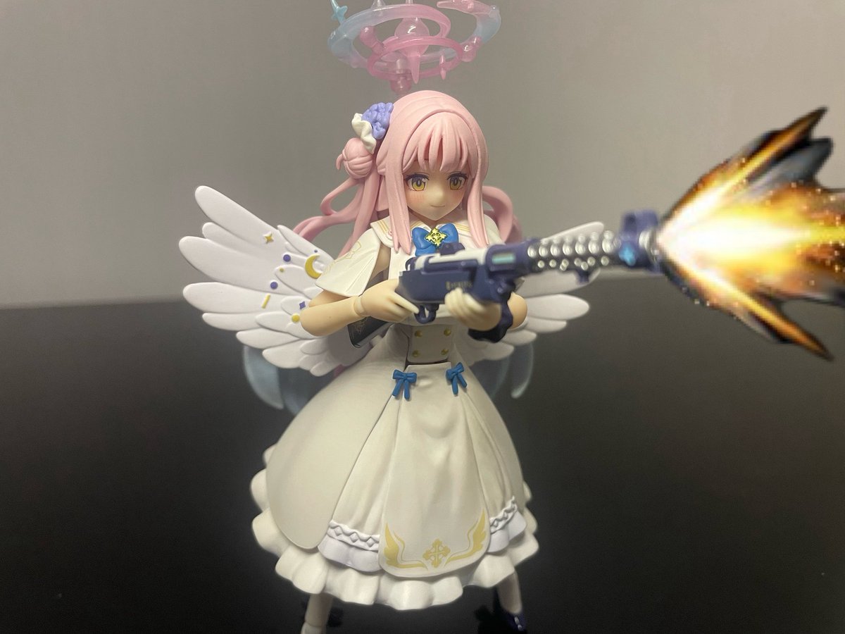 tuvpg's tweet photo. #深夜の小武器庫部
#リトルアーモリーを装備
#toyphotography

お題『トリガーハッピー』 https://t.co/k2ttaHqG2A