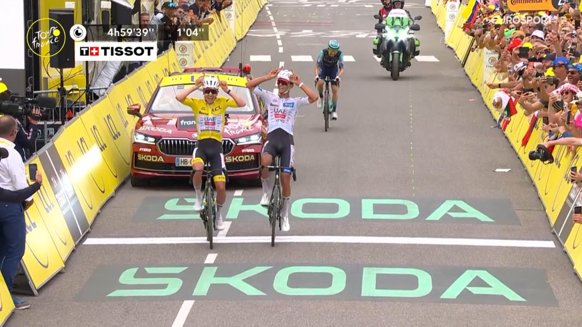 laflammerouge16's tweet photo. #TDF2026 - Pogacar and Del Toro ending together at 1'04'', they both celebrate 3rd place and white jersey of Isaac Del Toro. https://t.co/Ig4MwDqRmV