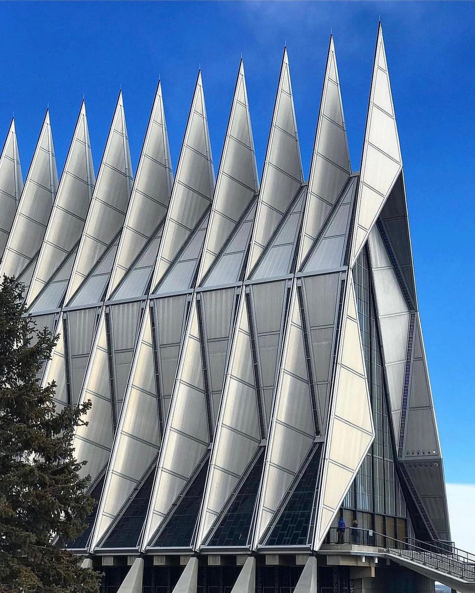 parametricarch's tweet photo. The United States Air Force Academy Cadet Chapel in Colorado Springs is a monumental religious building designed by Skidmore, Owings &amp; Merrill (SOM) and completed in 1962. https://t.co/w8qokbchb4