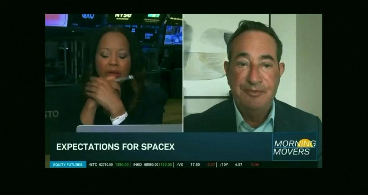 LocgoddessA's tweet photo. JOEL SCHULMAN SAYS ELON MUSK IS THE MODERN-DAY ROCKEFELLER, BRINGING THE COST TO GET TO SPACE DOWN DRAMATICALLY

Joel Schulman, founder and CIO of our partners over at ER Shares, says SpaceX $SPCX has cut launch costs from $54,000 to $2,000 per kilogram, and Musk is still push https://t.co/mMjlikUjT2