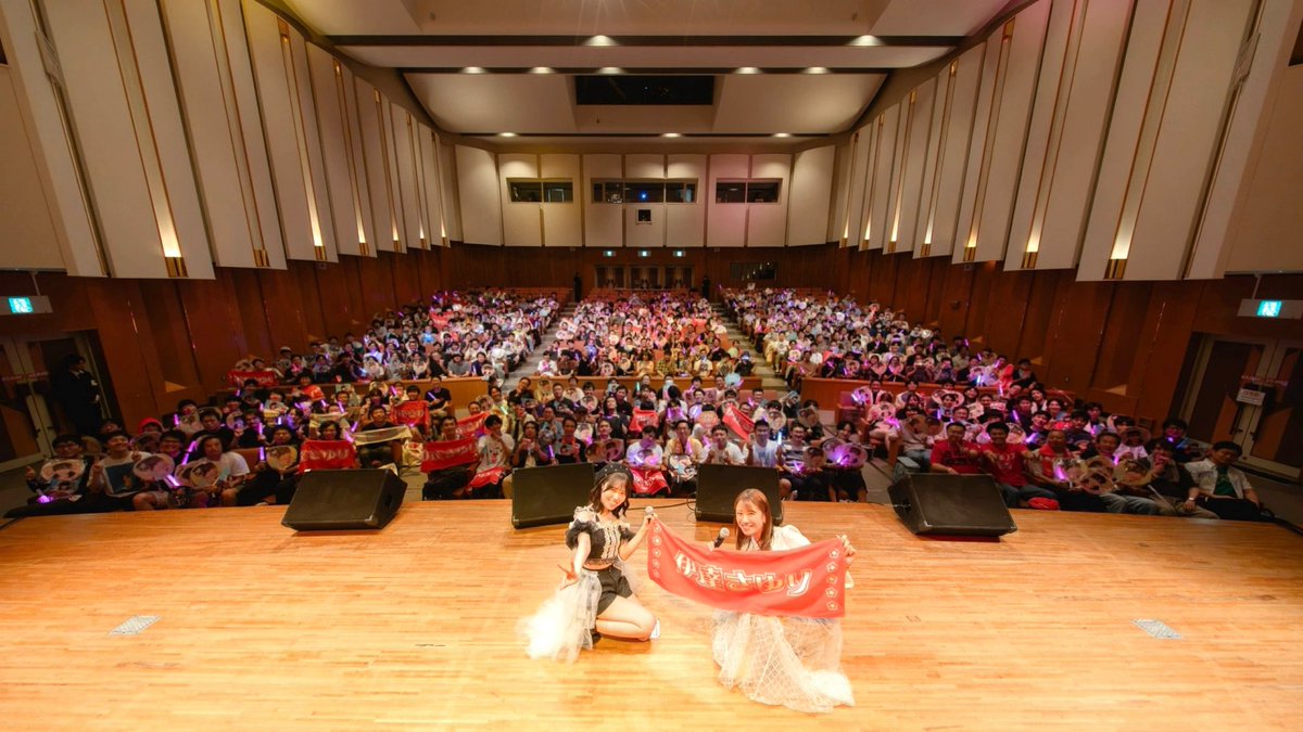SayuriDate's tweet photo. #伊達さゆりFM2026 大阪公演にて
昼夜ともにMCを担当してくださった
あいにゃん！😻こと、福本愛菜さん！
本当にありがとうございました💝🎉

あいにゃんの本場の関西弁はもちろん、猫やメイドさんだったり、今日が初めましてにも関わらず性格(私の)がほぼバレてしまった所も全部全部が楽しかったです...！！！🤣

またいつかご一緒できますように！
頑張りますっっっ！🔥🔥
＠ai_nyan0325