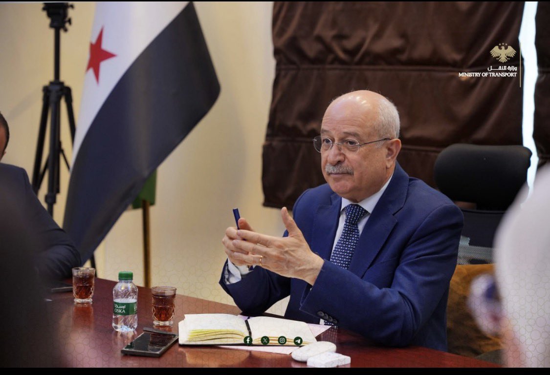 Kramersson's tweet photo. يعني وزير نقل علوي نصيري كان عميد كلية ووزير نقل عزمن بشار الأسد يعني لو مو ابن حرام ما كان بشار ختارو... فشو بتتوقعو من الطرقات بالبلد؟؟؟؟؟؟؟؟ https://t.co/bKzN23Wc3X