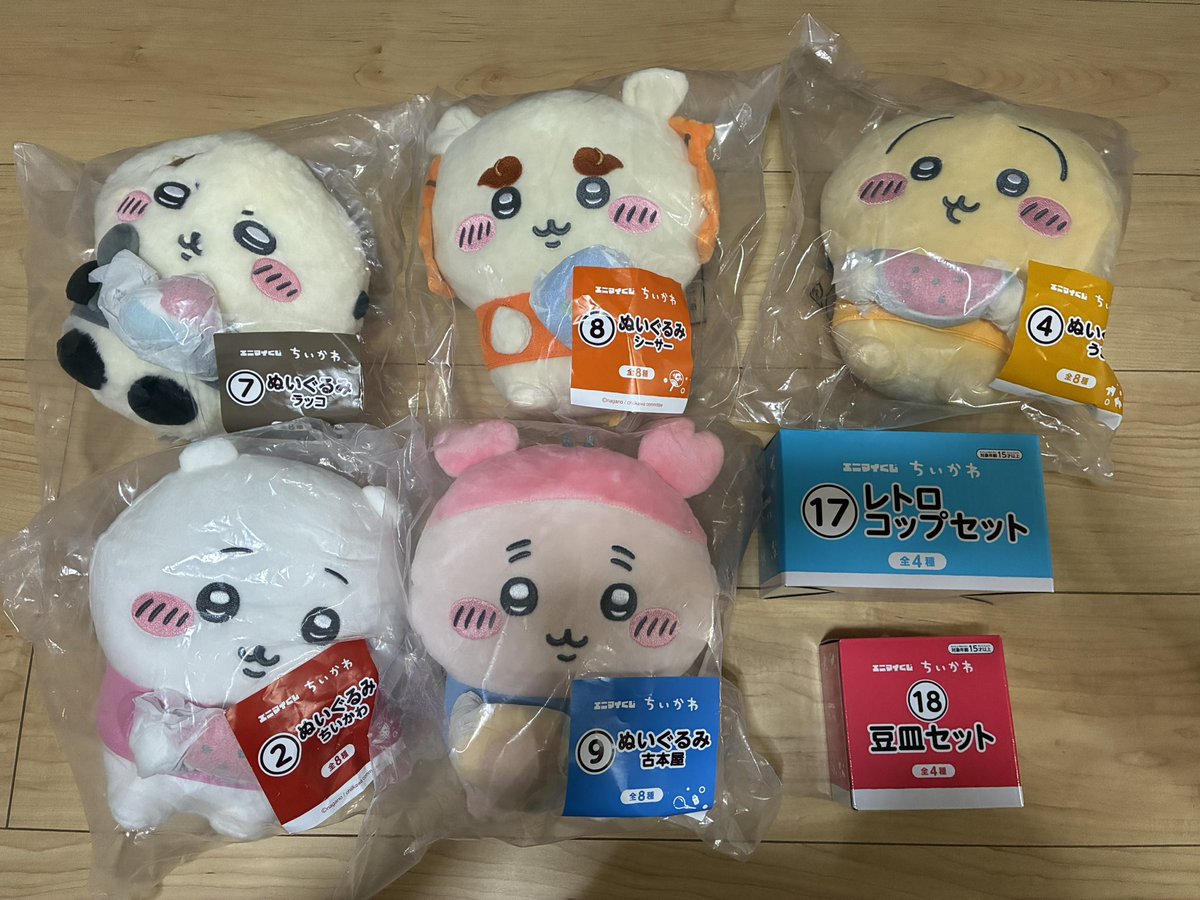yui112206's tweet photo. 【交換 讓渡 】ちいかわ一番くじ

〈譲〉 ぬいぐるみ  (ラッコ シーサー うさぎ ちいかわ 古本屋 カニちゃん)

レトロコップセット (シーサー&amp;栗まんじゅう クリマン)

豆皿セット (ちいかわ&amp;うさぎ)

〈求〉 ハチワレ 風鈴  レトロコップセット(ハチワレ＆ラッコ)
豆皿(ハチワレ&amp;ラッコ)

定価+送料 https://t.co/gS9s2PPh42